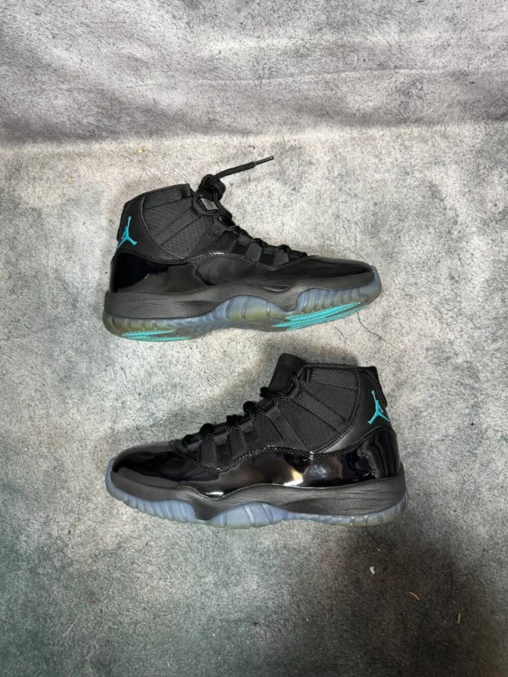 Size 8.5 | Jordan 11 Gamma Blue With Box | Pre-Owned - Picture 9 of 9